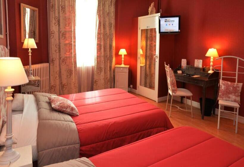 Семейный Номер, Hôtel La Croix Blanche