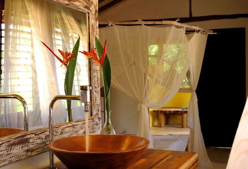 سوئیت مستر, Pousada Jardim Das Margaridas