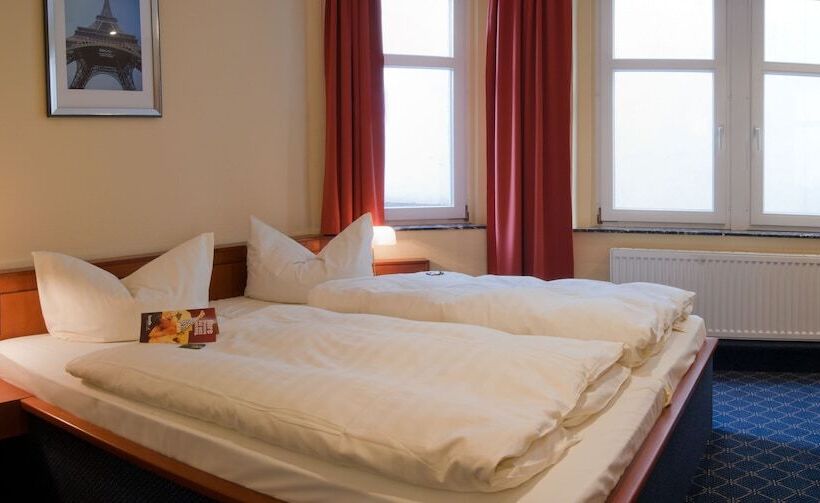 Номер Стандарт, Deutsches Haus Mittweida