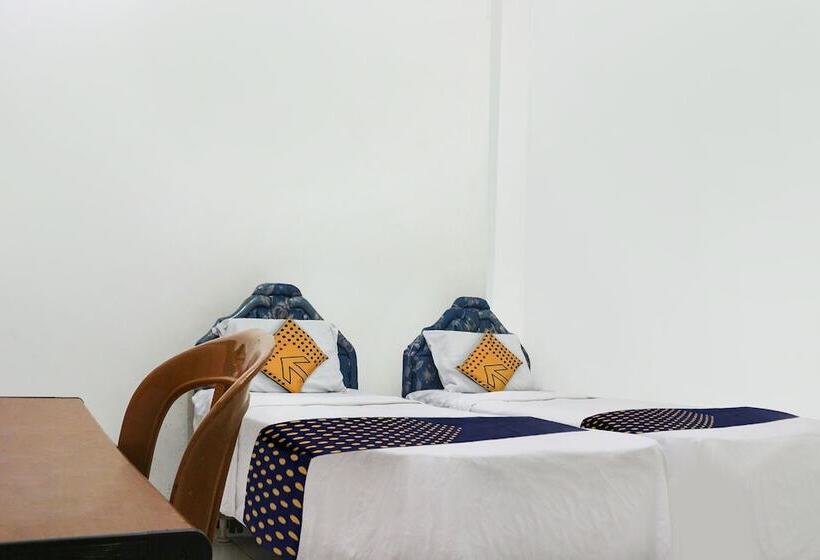 Номер Basic, Spot On 91212 Hotel Kelimutu