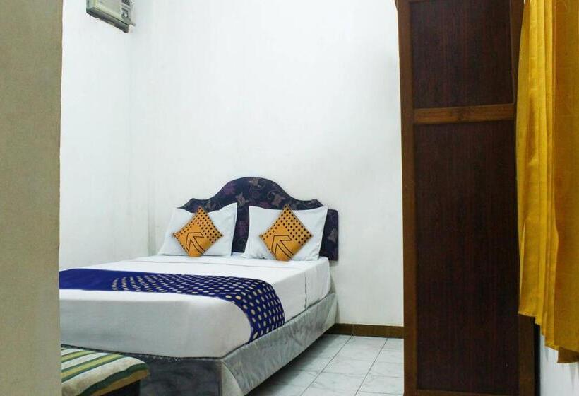 Номер Economy, Spot On 91212 Hotel Kelimutu
