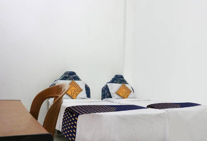 经济房, Spot On 91212 Hotel Kelimutu