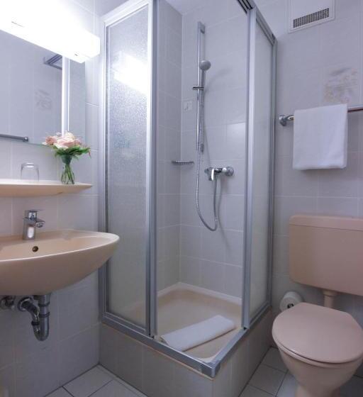经济房, City Hotel Würzburg