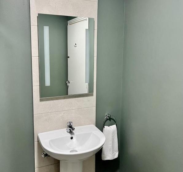 Четырехместный Номер Стандарт, Dingle Harbour Lodge B&b