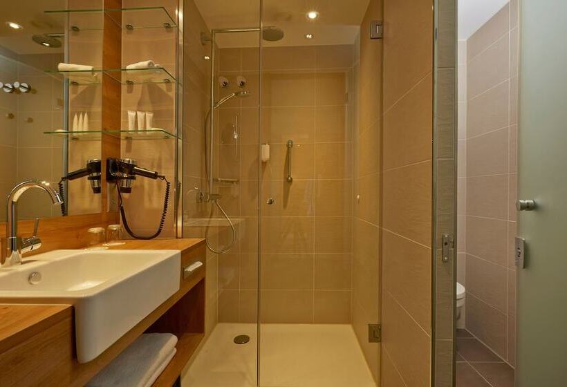 Номер Superior, H4 Hotel München Messe