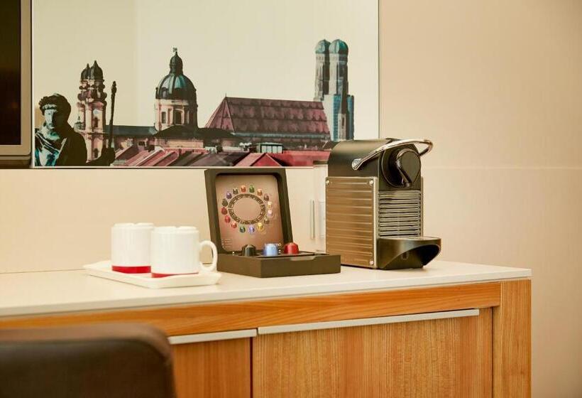 Номер Deluxe, H4 Hotel München Messe