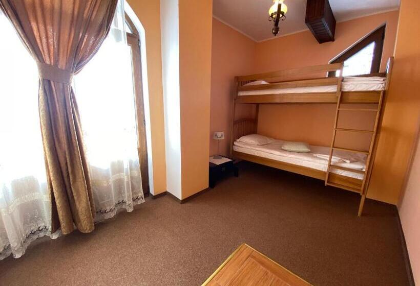 带1个卧室的别墅, Pensiunea Crocus   Sauna & Billiard