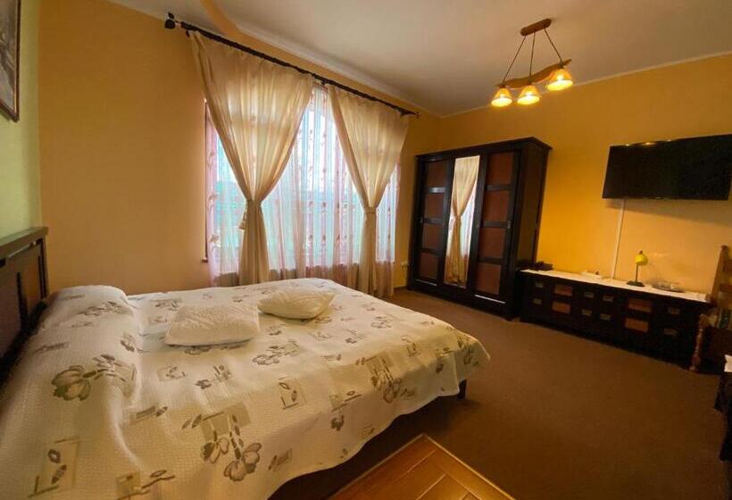 带1个卧室的别墅, Pensiunea Crocus   Sauna & Billiard