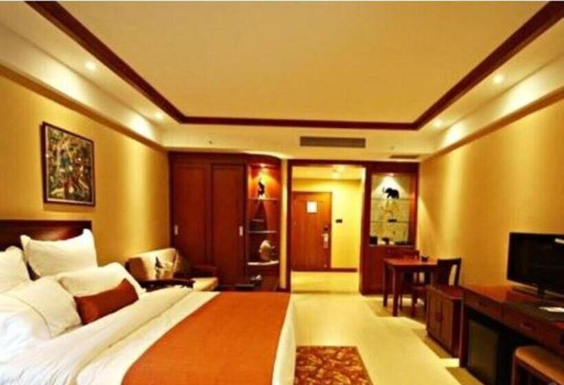 Люкс, Ramada Plaza By Wyndham Xishuangbanna South