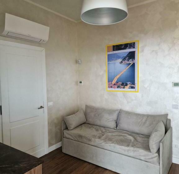 발코니가 있는 스위트, B&b A Due Passi Dal Lago