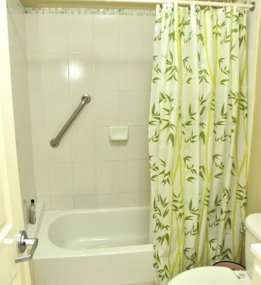 اتاق خانوادگی, The President Room 5 Minutes To Devon House 6 Strathairn Avenue Kingston