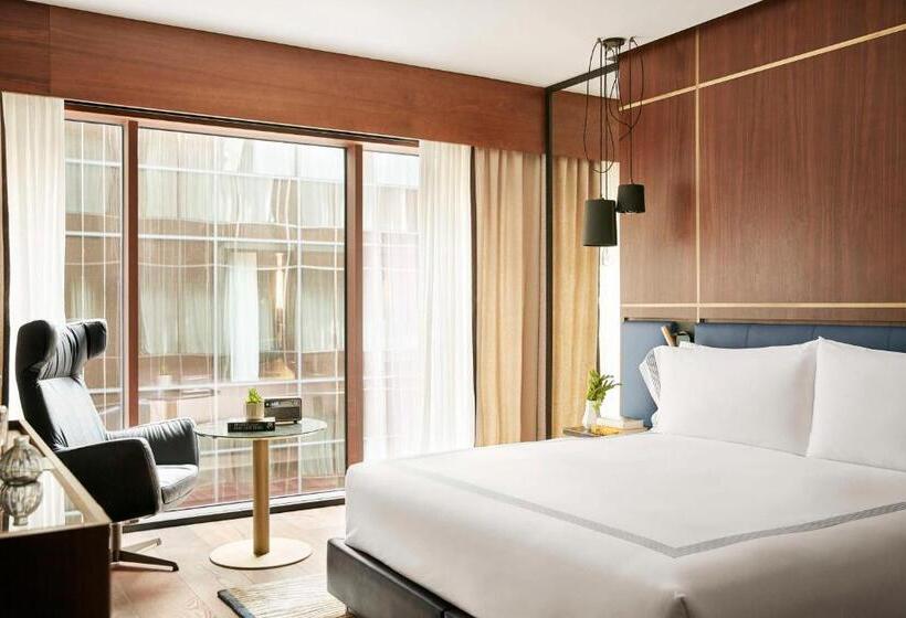 اتاق استاندارد با تخت بزرگ, Thompson Madrid, By Hyatt