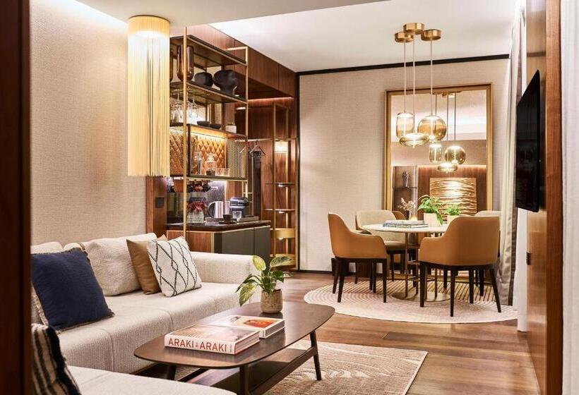 سوئیت خانواده 2 خوابه, Thompson Madrid, By Hyatt
