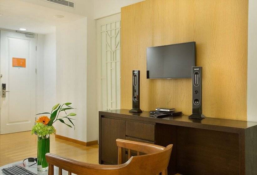 스위트, Harris Hotel & Conventions Malang