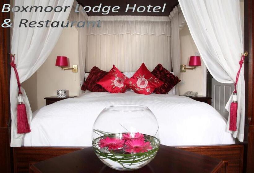 اتاق خانوادگی, Boxmoor Lodge