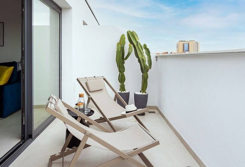 ペントハウス２ベッドルームアパート, Caleyro Boutique Apartments   Parking Incluido