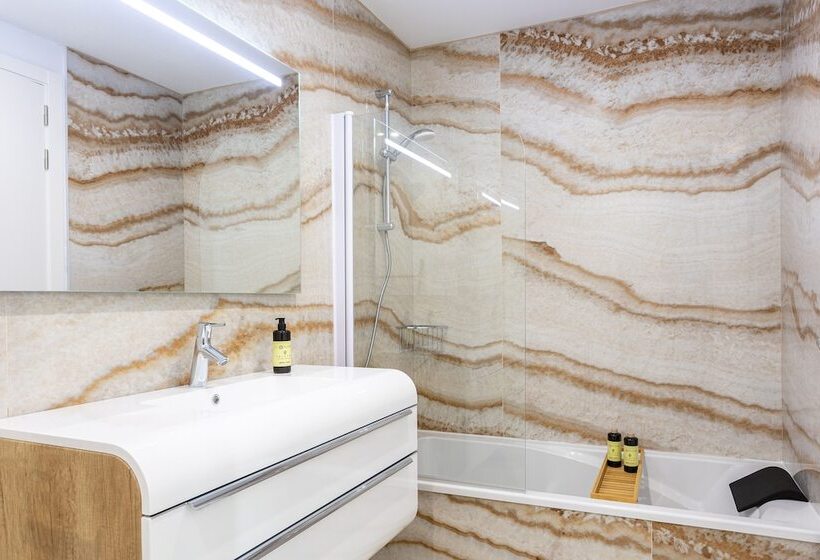 ペントハウス２ベッドルームアパート, Caleyro Boutique Apartments   Parking Incluido