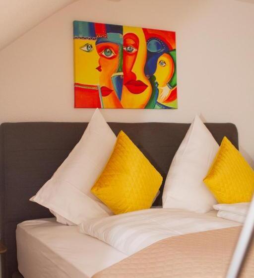 Номер Стандарт, Stadthotel Marburg