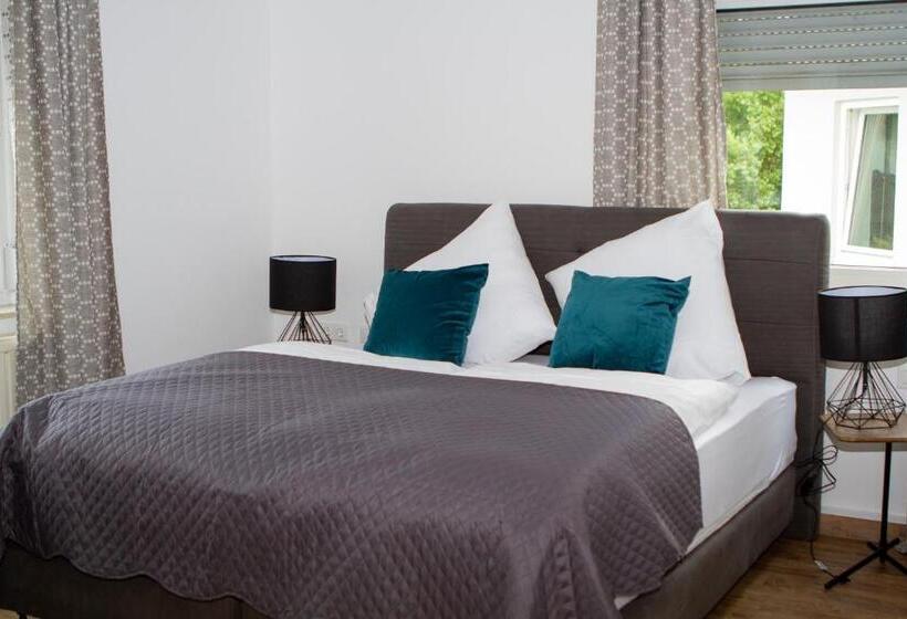 Номер Комфорт, Stadthotel Marburg