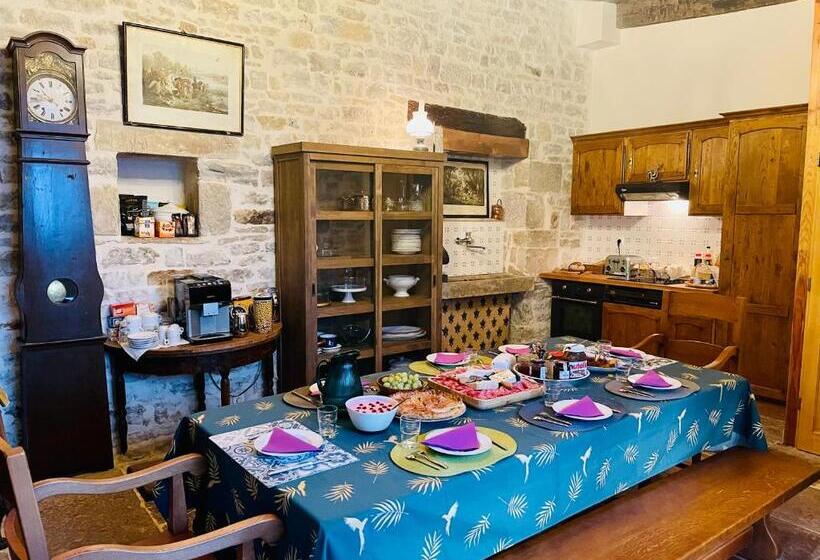 Номер Стандарт, Manoir Saint Pierre