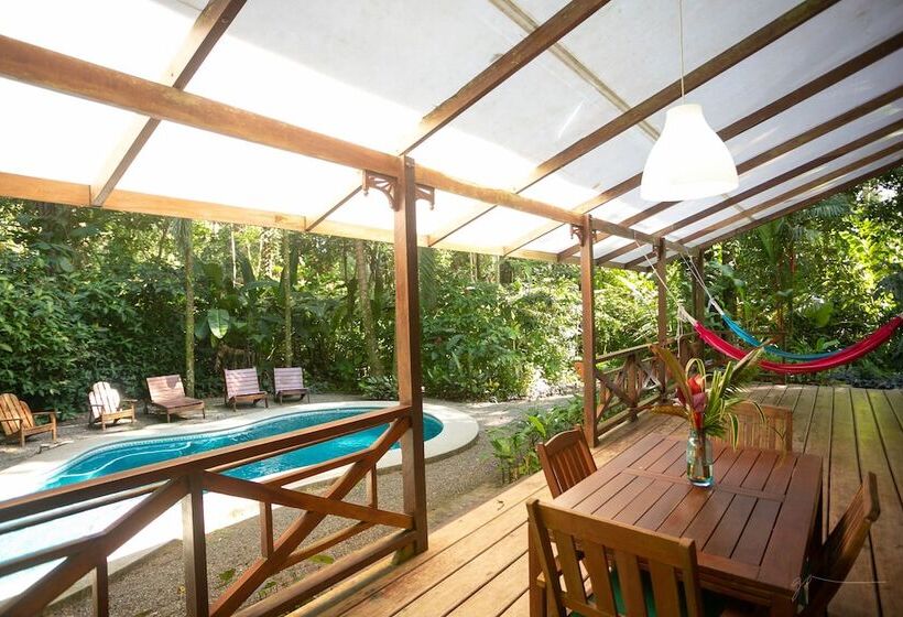Семейный Номер, La Kukula Lodge