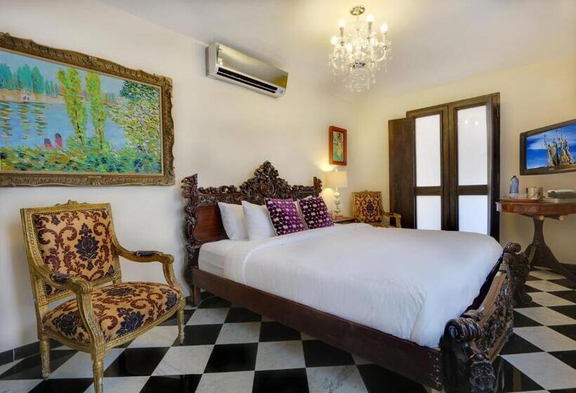 سوئیت با تخت بزرگ, Villa Herencia