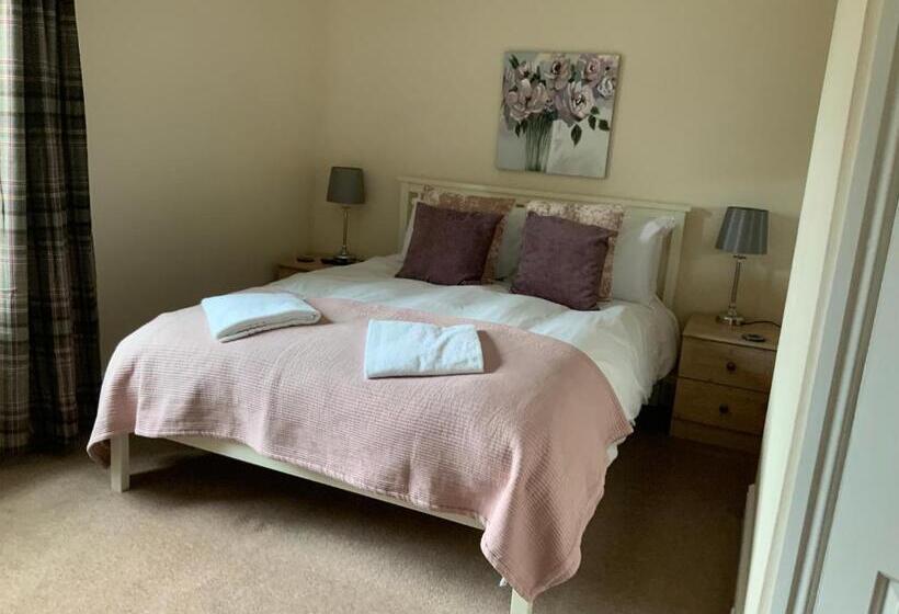 Номер Deluxe, Haven House