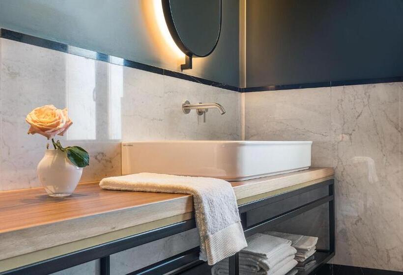 Люкс с Террасой, Byssus Suites