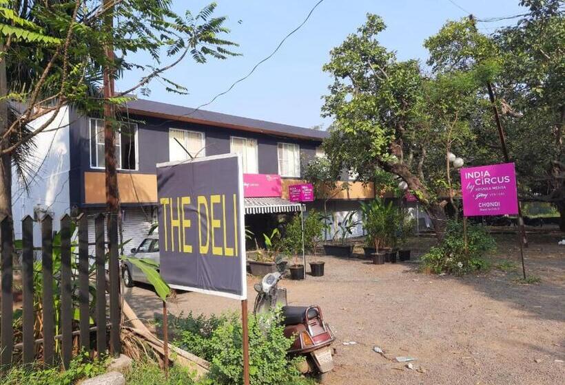 标准间, The Banyan Shelters