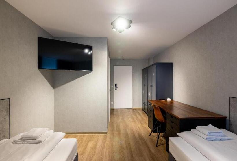 Номер Стандарт, Mk Monteurzimmer Stuttgart