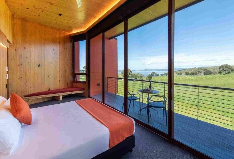 프리미엄 룸, Iron Creek Bay Estate