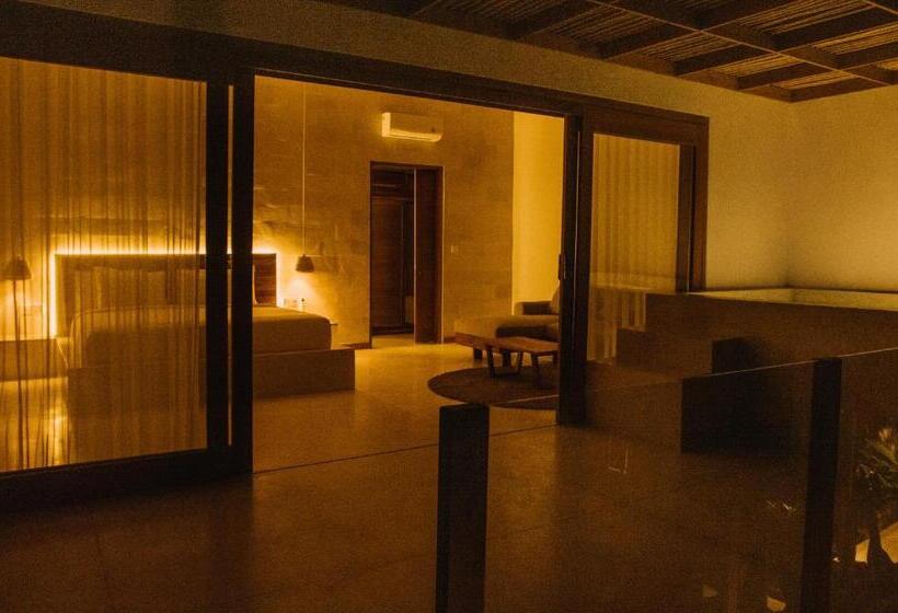 Стандартный Номер Кровать Кинг, Neano Escape