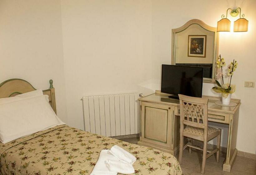 スタンダードシングルルーム, Toscana Wellness Resort