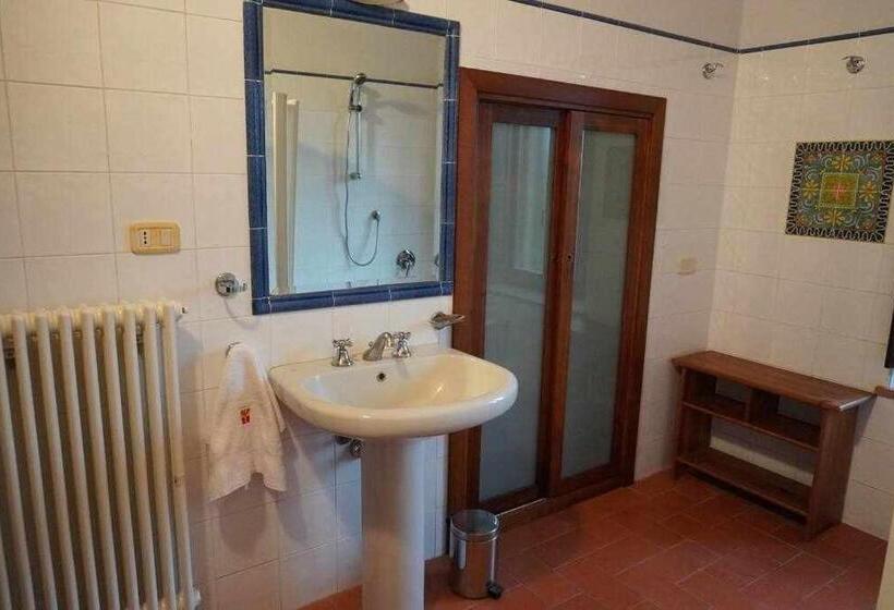 Дом 1 Спальня, Agriturismo Podere Santa Virginia
