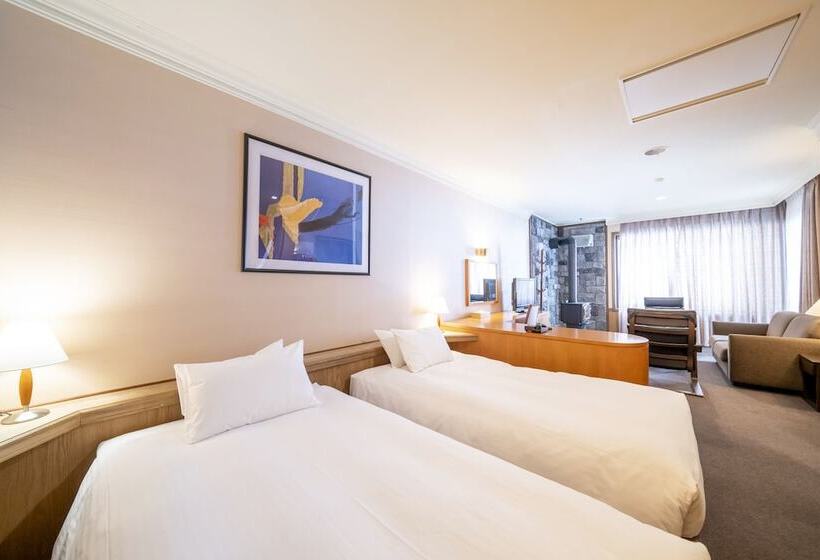 Полулюкс, Sierra Resort Hakuba