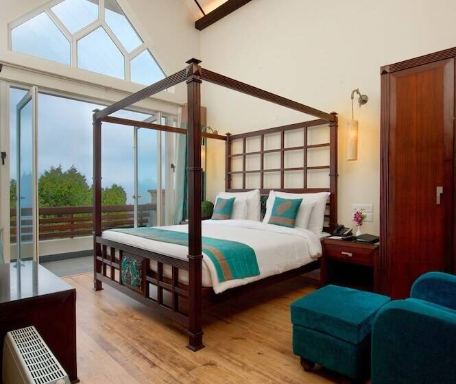 Номер Executive, Royal Orchid Fort Resort