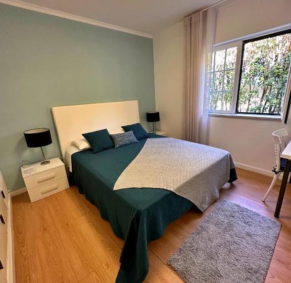 Standard Room, Moro S Friends House   Cascais