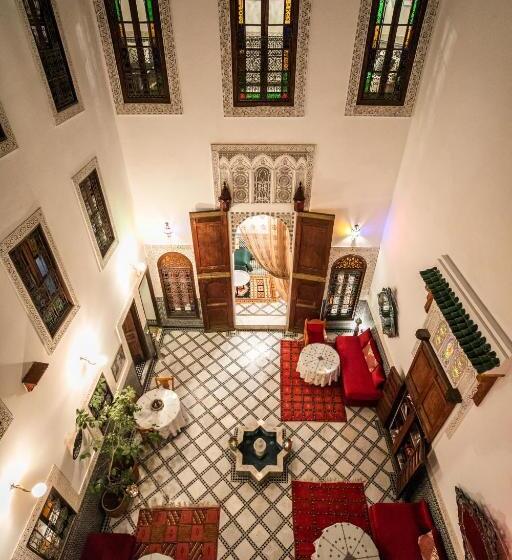سوییت خانوادگی, Riad Arabella
