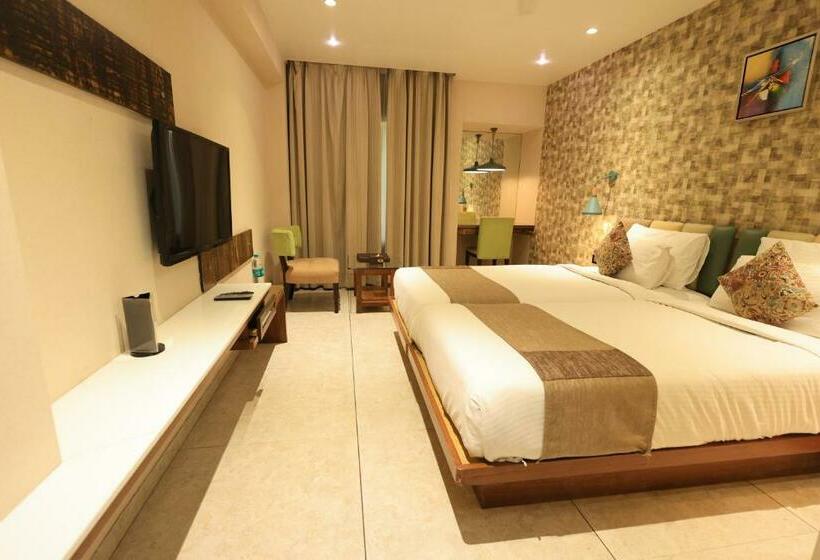 Номер Deluxe, Rs Exclusive Stay & Fine Dine   Near To Akola Junction