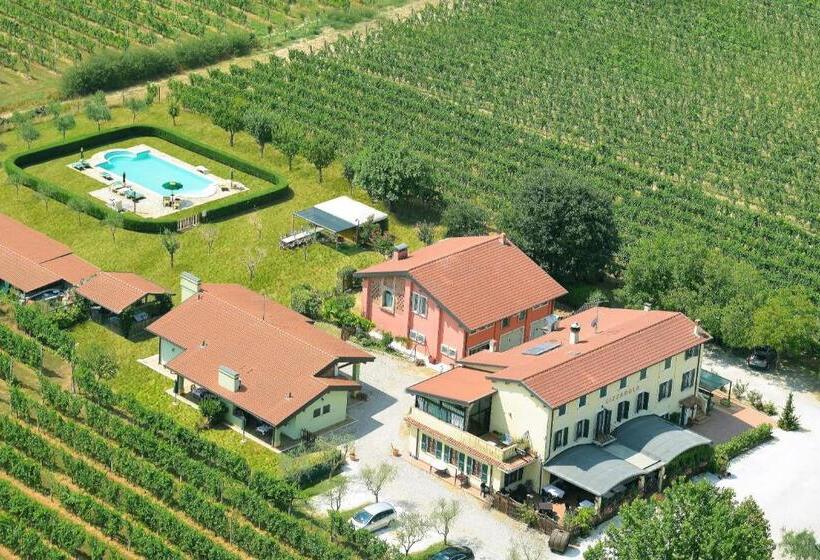Семейное Студио, Agriturismo Lizzarola