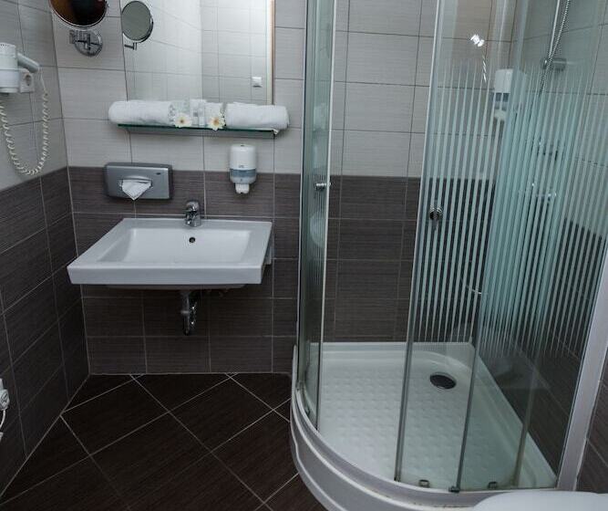 اتاق استاندارد یک نفره, Boutique Hotel Sopianae
