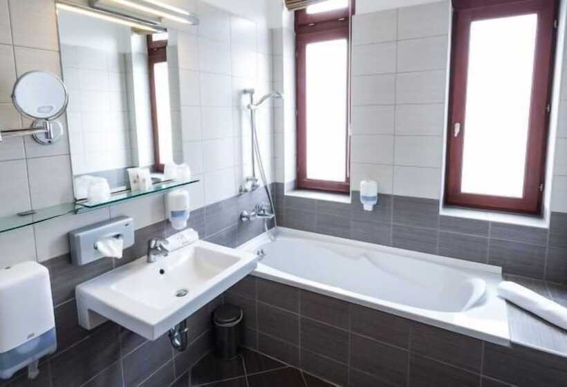 Номер Стандарт, Boutique Hotel Sopianae