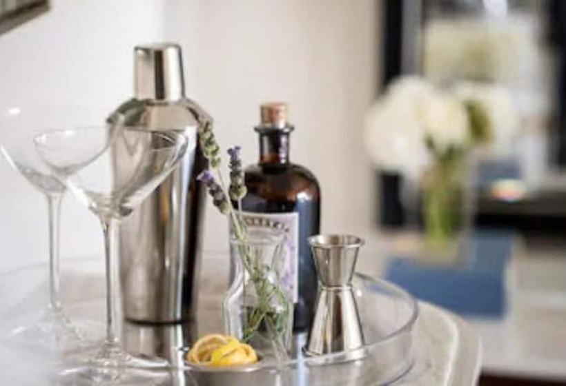 장애인용 디럭스룸, Four Seasons Hotel Westlake Village