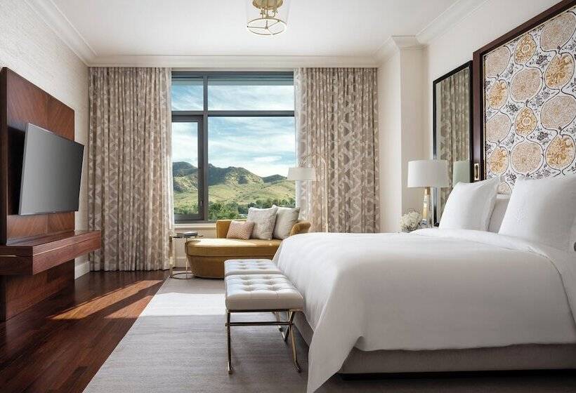 장애인을 위한 스위트, Four Seasons Hotel Westlake Village