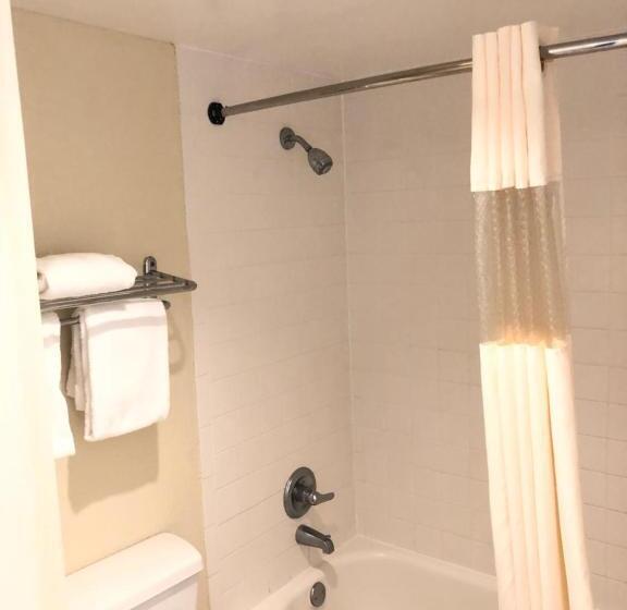 Стандартный Номер Кровать Кинг, Super 8 By Wyndham Gulfport Biloxi Airport