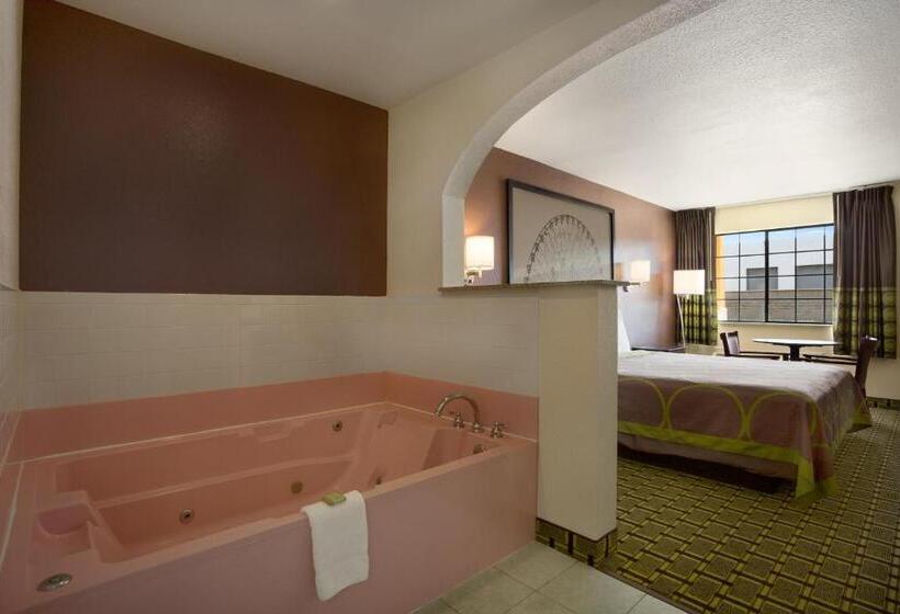 Люкс Адаптированный для Инвалидов, Super 8 By Wyndham Grand Prairie Southwest