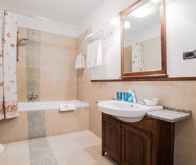 Номер Deluxe, Aparthotel Hornigold W Zielonej Kamienicy