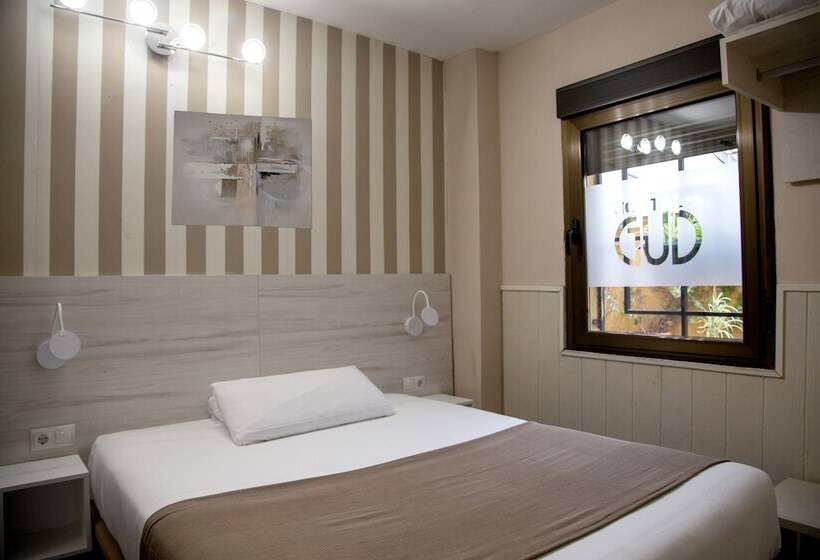 اتاق استاندارد, Hostal Gud Salamanca