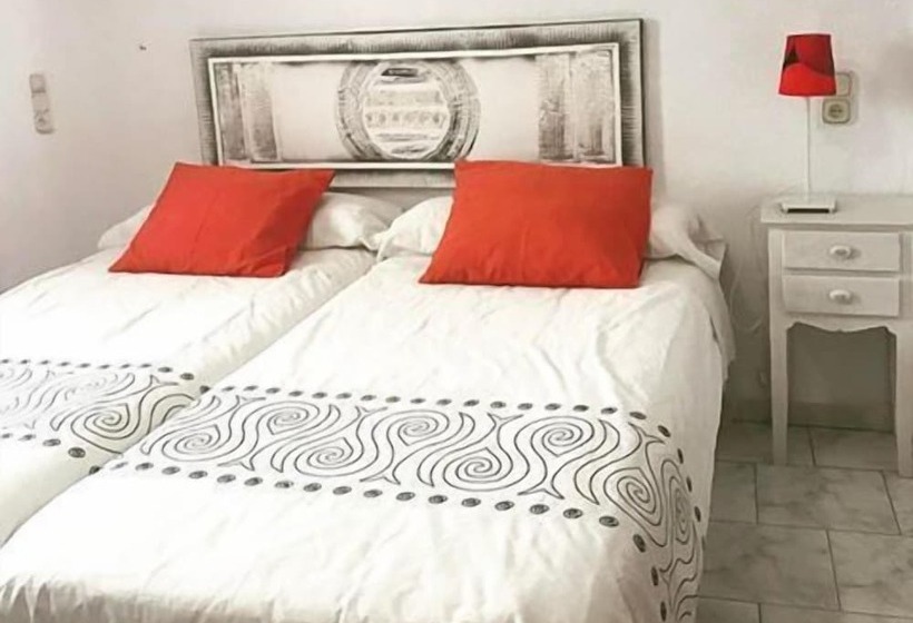 スタンダードトリプルルーム, Hostal Berlin