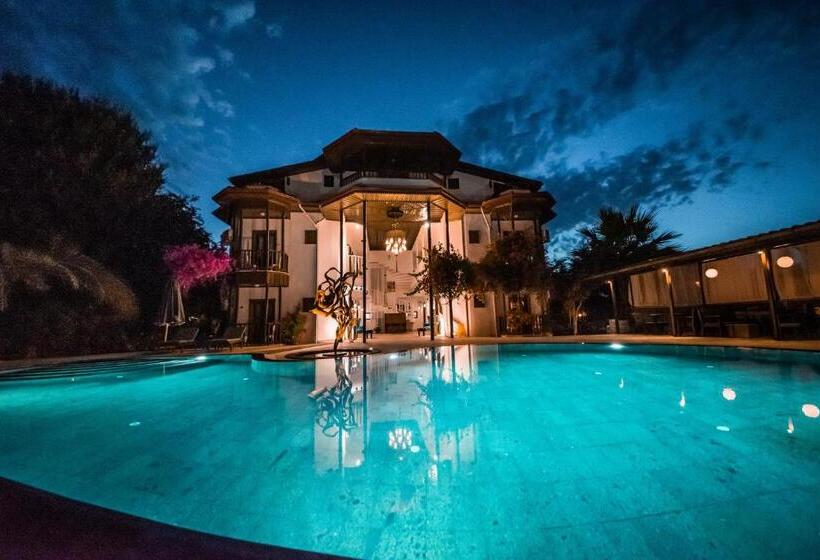 キングサイズベッドのスタンダードルーム, Murat Pasha Mansion